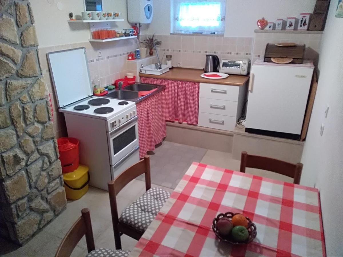 Apartman Tri Palme Gabonjin ห้อง รูปภาพ